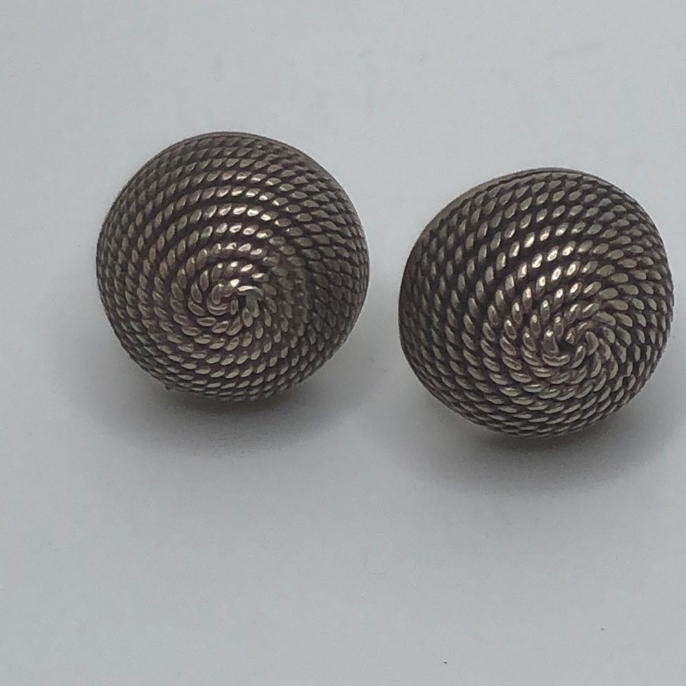 Vintage Bee Hive Design Studs Earrings 925 Sterling mark